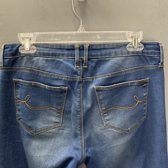 Reitmans S28 - Picture 2 of 2